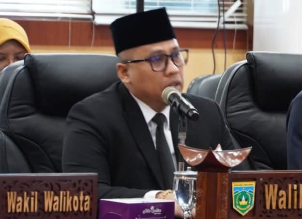Wali Kota Hendri Arnis